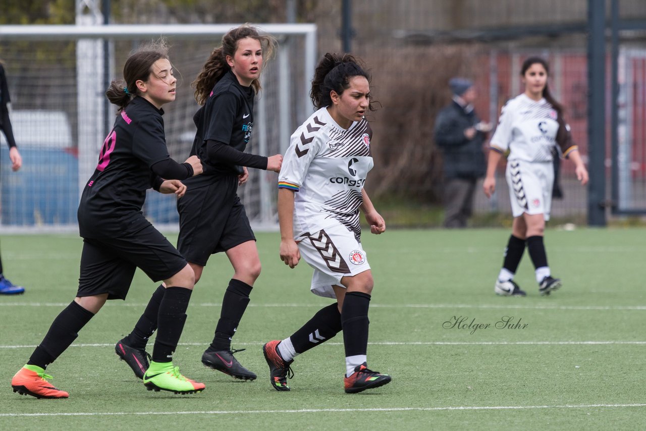 Bild 221 - B-Juniorinnen St.Pauli - C-Juniorinnen SV Steinhorst : Ergebnis: 1:2